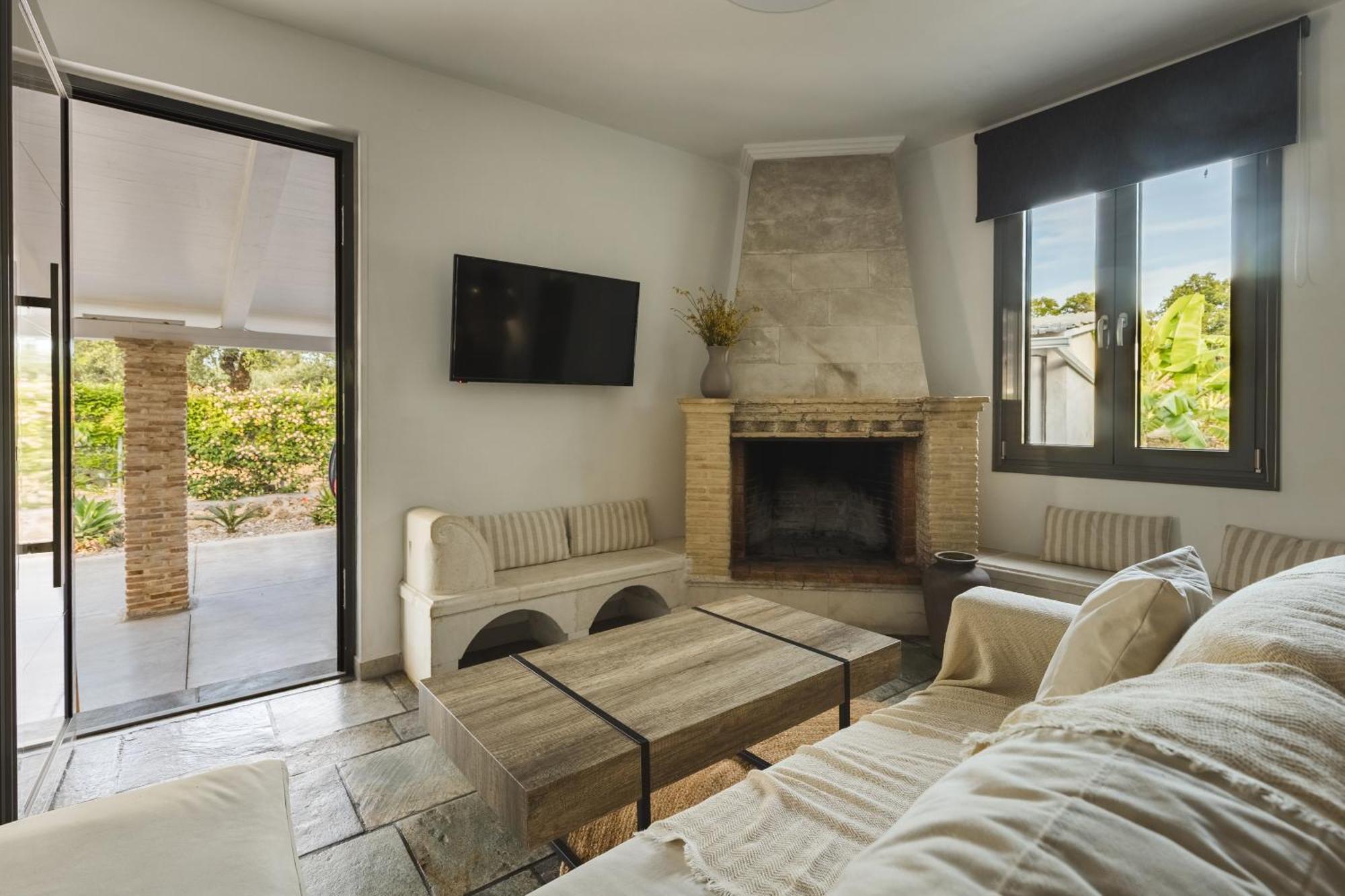Vasilikí Binios Villa - Private Pool, Walking Distance From The Beach מראה חיצוני תמונה